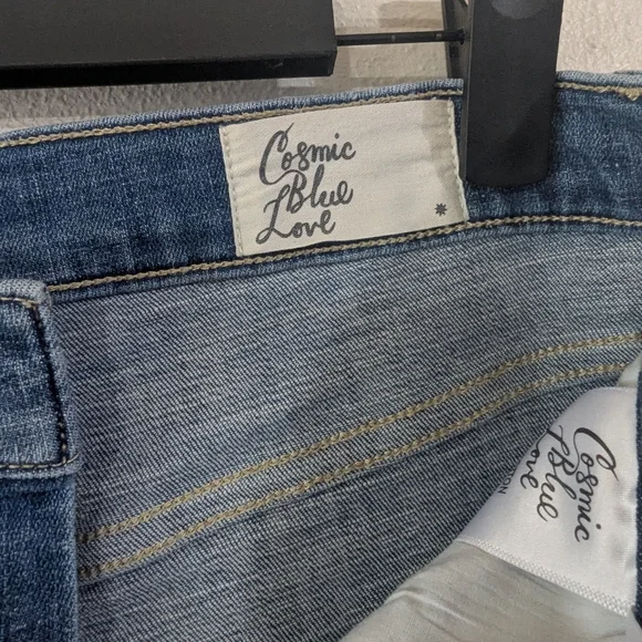 Cosmic Blue Love Shorts - Picture 5 of 7